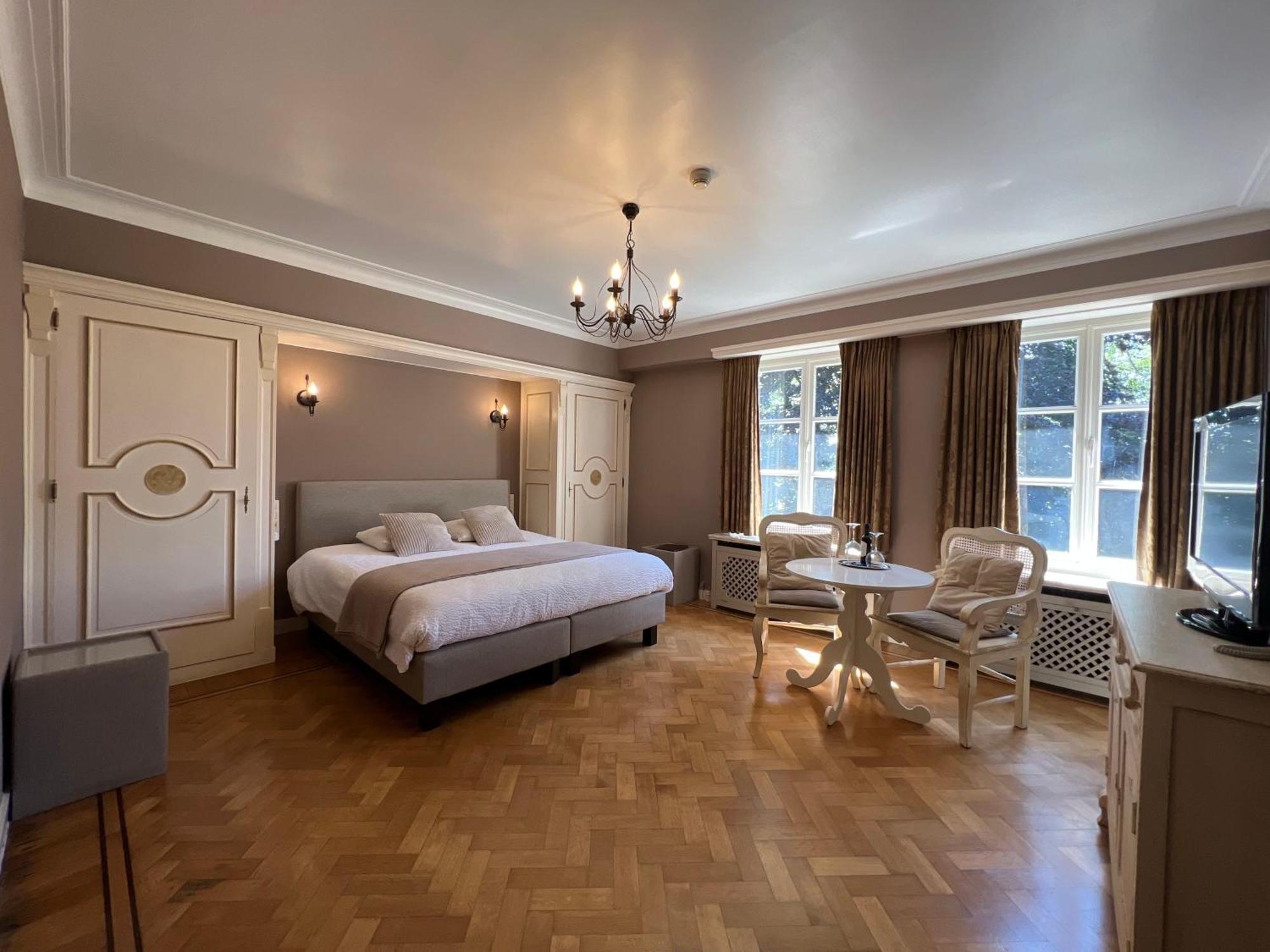 Hotel Fleur De Lys Зедельгем Экстерьер фото